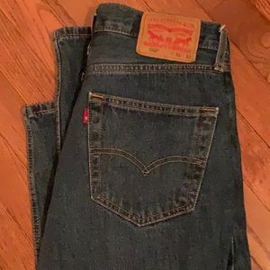 Gently used Levi men’s jeans